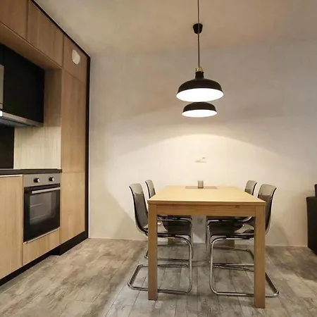 Sw. Wawrzynca 21 17 Miodosytnia Apartament *